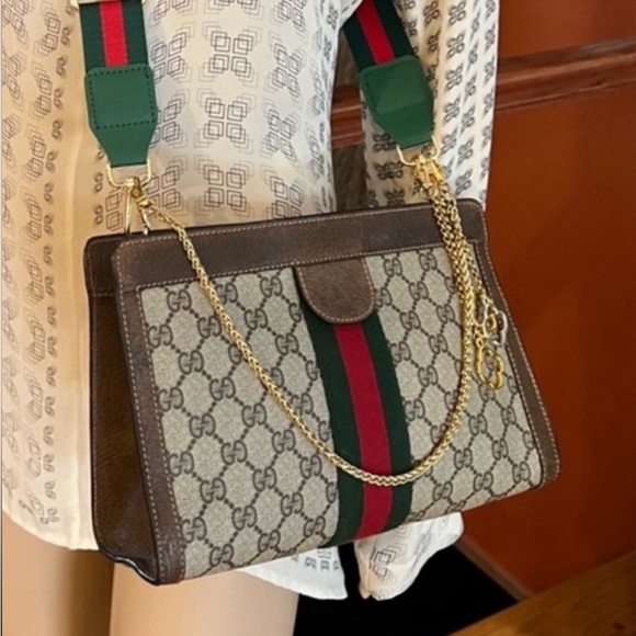 ❗️SOLD❗️Gucci Ophidia 11” 🌺Clutch 🌺Crossbody🌺FAB 🌺Great cond NO BAD ODORS💯 - Picture 3 of 17